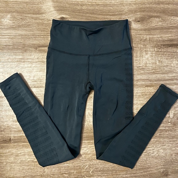 lululemon athletica Pants - Lululemon dark green laser cut 24” high rise leggings